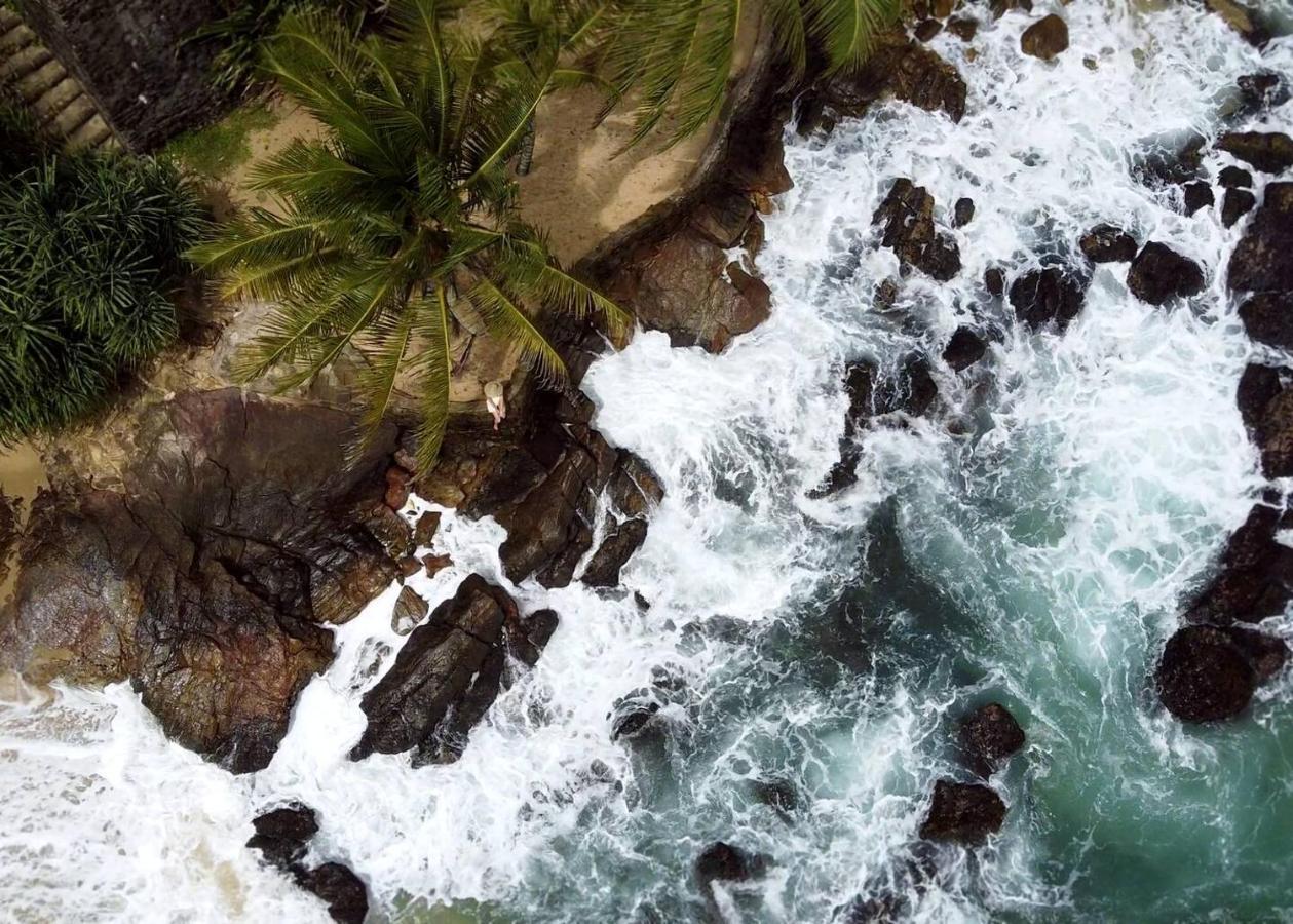 Into The Blue - Yoga Included & Walk To 3 Beaches Tangalle Ngoại thất bức ảnh
